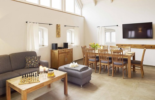 Gorzig Maison | Hexenhaus mit 120 m² auf 2 1/2 Ebenen für 6+2 Pers., 3 Schlafzimmer, 2 Bäder