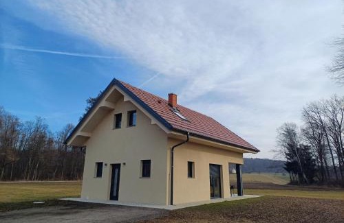 Tisina Maison | Hiša Štolc
