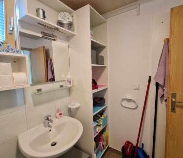 Verzej Maison | Hiška Panonski gaj Terme Banovci, vključene kopalne karte