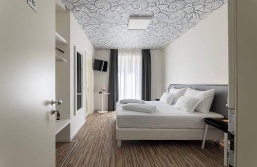 Torbole sul Garda Hôtel | Hi Hotels Torbole Pool & Spa