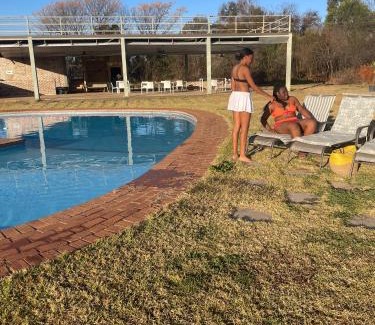 Magaliesberg Hôtel | Hibon Lodge