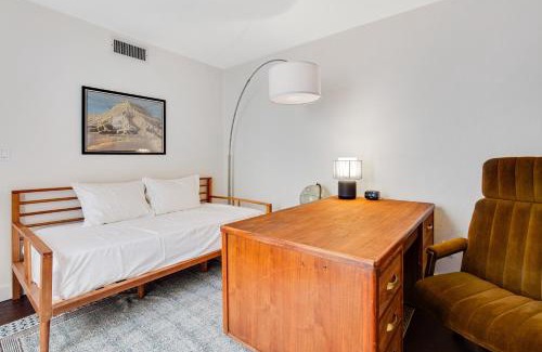 Litchfield Park Maison | Hidden Bloom Sanctuary