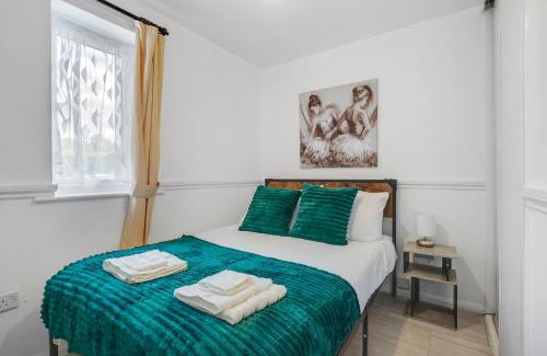 Tottenham Appartement | Hidden gem,10 Mins to Central London & Hotspur stadium with Parking Great for contractors, students, tourists, relocators
