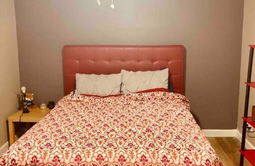 Overland Appartement | HIDDEN GEM!! 7 MINS TO AIRPORT W/ PRIVATE ENTRANCE