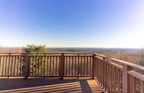 Jonas Maison | Hidden Gem, Best Views, Unbeatable Seclusion, etc