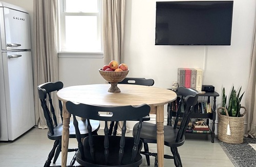 Hughesville Appartement | Hidden Gem: Cozy apartment in downtown Hughesville