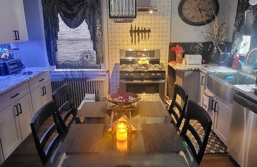 Ambridge Maison | Hidden Gem Estates. Beautiful, spacious, quiet home. Pet & Family friendly.