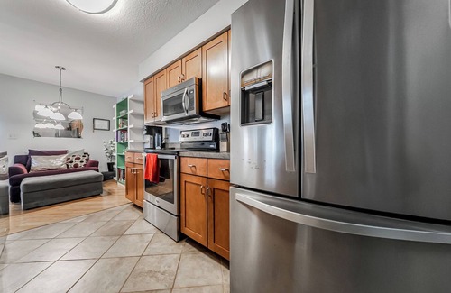 Fairview Park Copropriété | Hidden gem in marvelous Cleveland with WiFi, AC