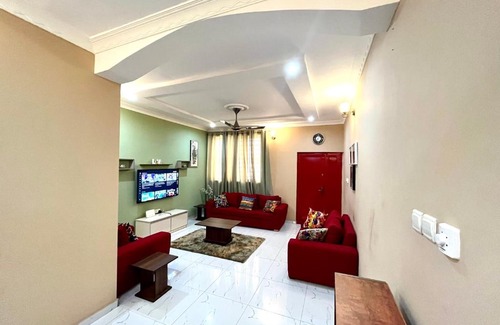 Oyibi Maison | Hidden Gem In Oyibi New 2 Luxury Bedroom Apartment