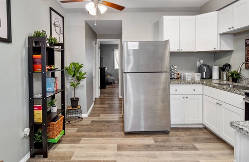 The Gate Appartement | Hidden Gem near Soulard / Downtown+ Free parking