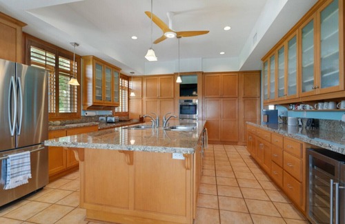 New Ulm Maison | Hidden Gem: Spacious Countryside Retreat w/ Pool