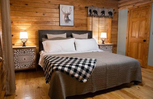 Tate Maison | Hidden Honey Hole Cabin