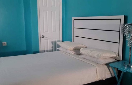 Hempstead Appartement | Hidden Oasis w/B&B option....