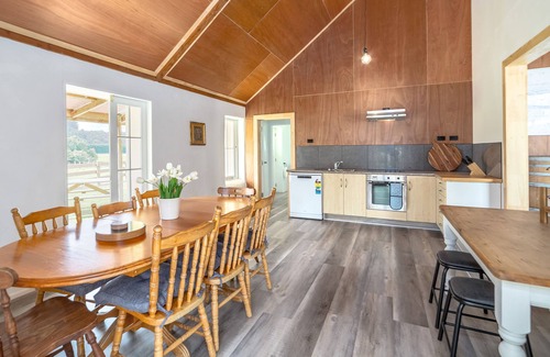 Martinborough Maison | Hidden Valley Getaway
