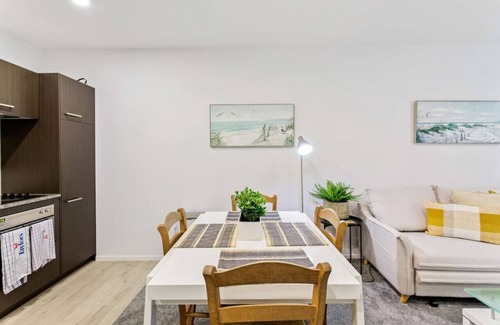 Takapuna Appartement | Hideaway Apartment with Pool & Free Parking