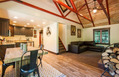 Sundance Cabine | Hideaway Above The Stream