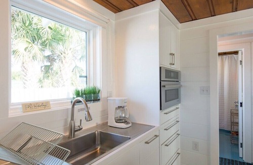 Laguna Beach Maison | Hideaway Cottage - Renovated Private Retreat, just steps to the beach!