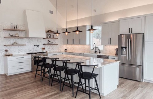 Dripping Springs Villa | Hideaway Hill Country · Luxury Home with Stunning Views and Hot Tub