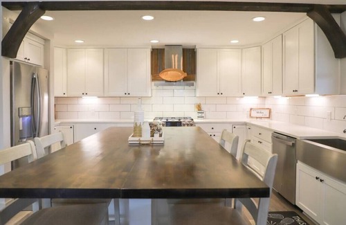 Leander Maison | Hideaway in our 3 story home! GameRoom, great view