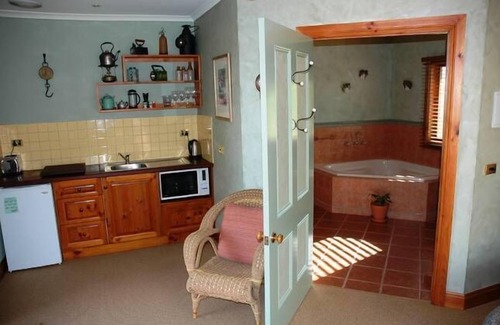 Harcourt North Lit Et Petit-Déjeuner | Hideaway dans les collines ... MillDuck StrawBale B & B