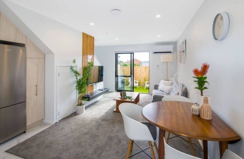 Wellington Region Maison | Hideaway in the Grove