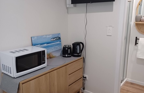 Mount Maunganui Appartement | Hideaway on Tui- Sleepout studio in Mount Maunganui