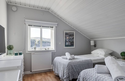 Harnosand Villa | High Coast villa by the sea, with a spectacular view of the sea.