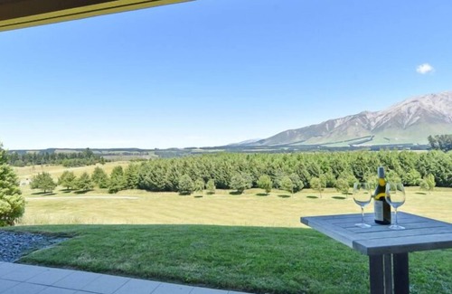 Windwhistle Appartement | High Country Villa 239 -Luxury Villa in Terrace Downs