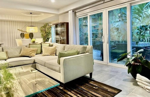 Uvita Copropriété | High End Gated Condo, Walk to Exclusive Beach