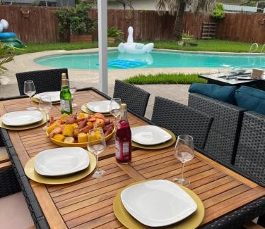 Old Aurora Villa | High End Immersive Jazz Pool Home 1 exit from French Quarter