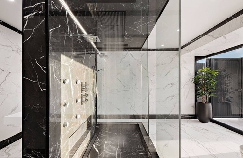 Black Hill Maison | High-end luxury in prestige estate