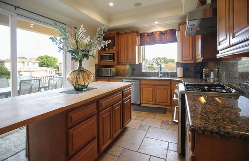 Thousand Oaks Maison | HIGH-END - Modern Tuscan - View - 2nd & 3rd Story Deck