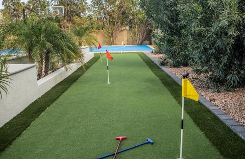 Paradise Valley Village Maison | High End Private Resort with Pickleball Bball Putt Putt Pool Spa More