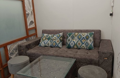 New Delhi Appartement | High Ended Studio Apartment (720) in DLF Capital Greens Society