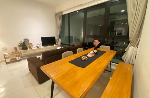 Central District Appartement | High Floor Cozy Southkey 1-4pax ready Netflix