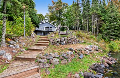 Land O Lakes Maison | High Lake Hideaway