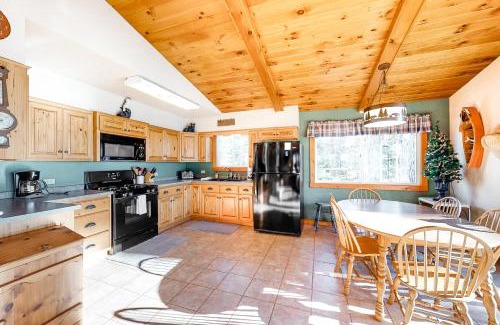 Land O Lakes Maison | High Lake Hideaway