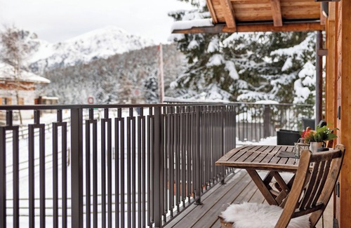 Casola Chalet De Ski | Chalet de grand luxe "K Lodge Mountain" avec vue sur montagne, bain à remous et sauna