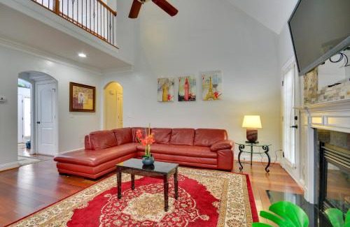 High Point Maison | High Point Vacation Rental with Private Deck!