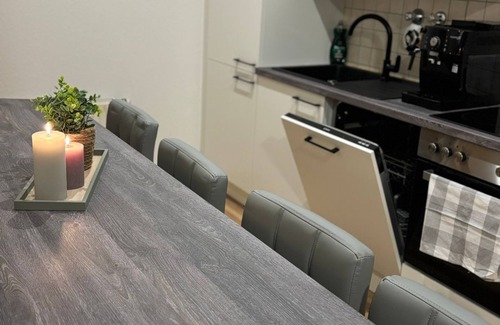 Plauen Appartement | High quality apartment, 93sqm, 2 bedrooms, 5 persons, fully equipped.