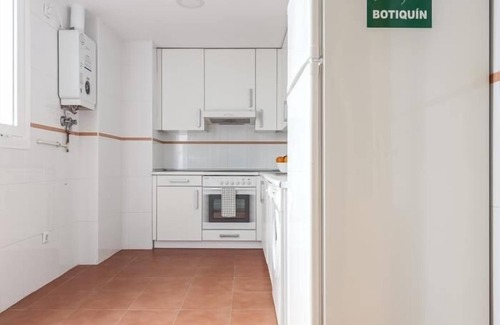 La Algaba Appartement | Appartement de haute qualité 3 chambres, 2 salles de bain & patio La Algaba
