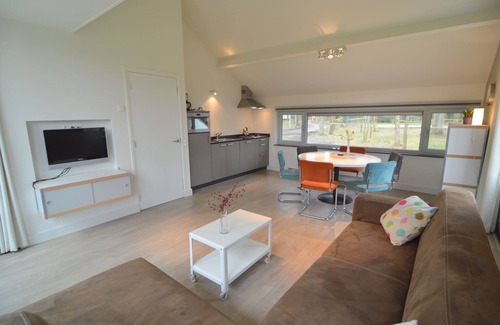 Stramproy Maison | High quality completely detached bungalow on small nature-filled holiday park