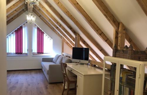 Innenstadt Maison | Appartement meublé de haute qualité dans un emplacement privilégié.
