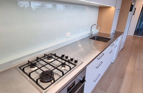 Wellington Maison | High-quality apartment minutes from everywhere! Breakfast included!