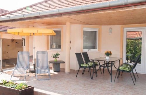 Balatonbereny Maison | Idylle familiale de haute qualité pour 4-8 personnes., Piscine, climat, lac 1000m ', Saun