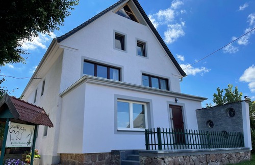 Somsdorf Maison | High-quality vacation apartment in a farmhouse - central location between city and nature