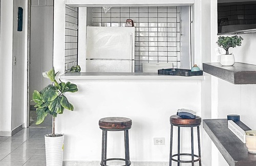 San Juan Appartement | High-Rise Studio w/City View - Private Beach Access + Walkable to Restaurants