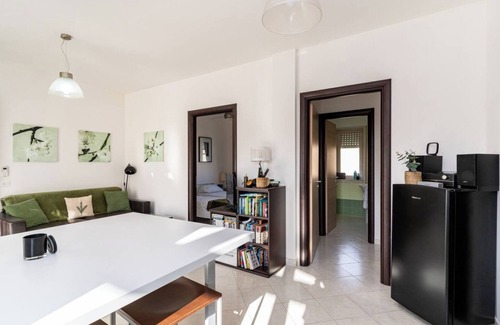 Contrada Difesa II VV Appartement | High-Speed Internet, large roof terrace (& outdoor kitchen), two beds, two bath.