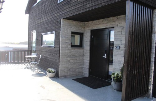 Alesund Villa | High standard villa with boat, trampoline and more