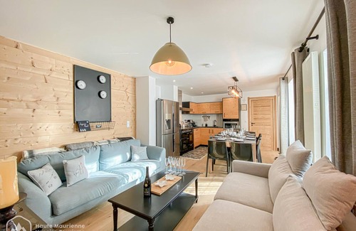 Val Cenis Appartement | Appartement de Haut standing, au coeur du village, à 100m des pistes
